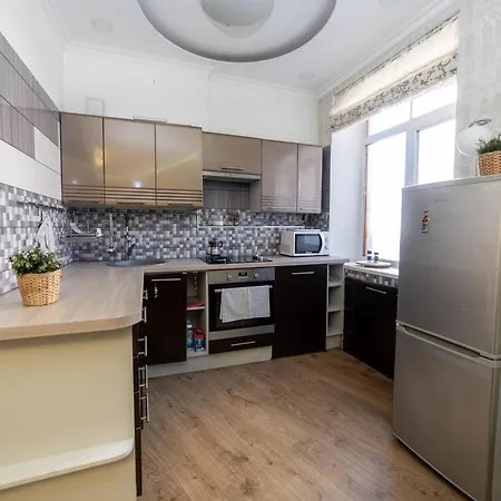 Old Town Gem Apartment *